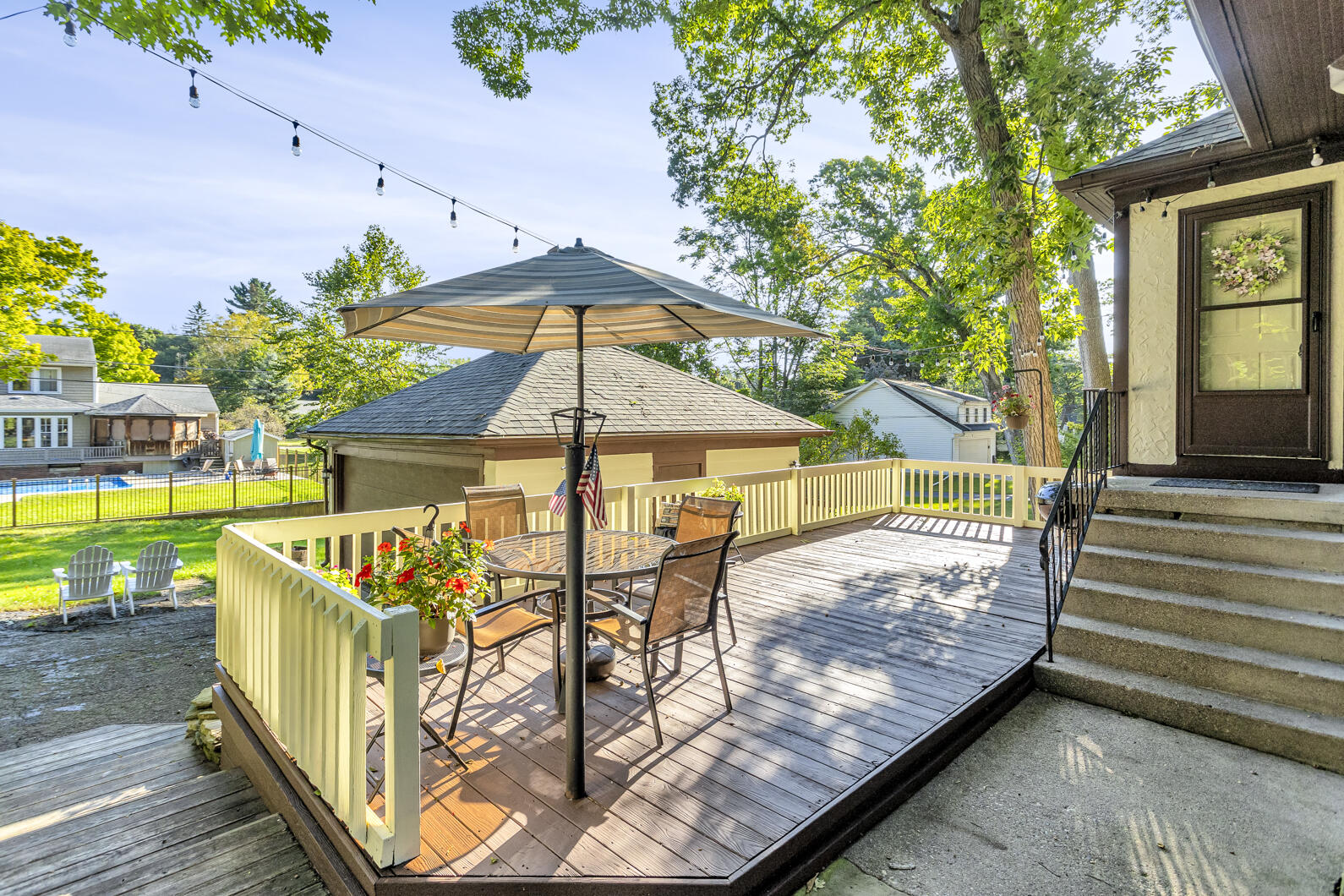 908 Brighton Road Jackson, MI 49203 - Photo 4 of 37 11-web-or-mls-0N0A3725