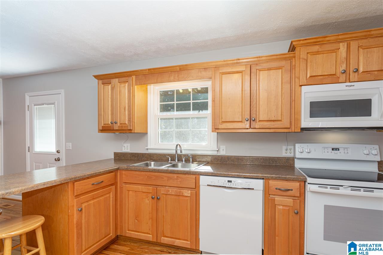3606 Dale Hollow Road Anniston, AL 36207 - Photo 5 of 43