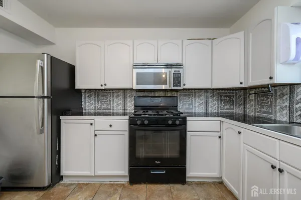 $3,500 | 438 Belgrade Street, Avenel, NJ 07001