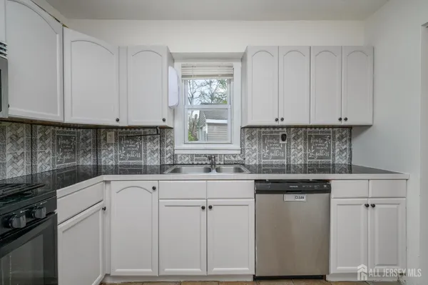 $3,500 | 438 Belgrade Street, Avenel, NJ 07001