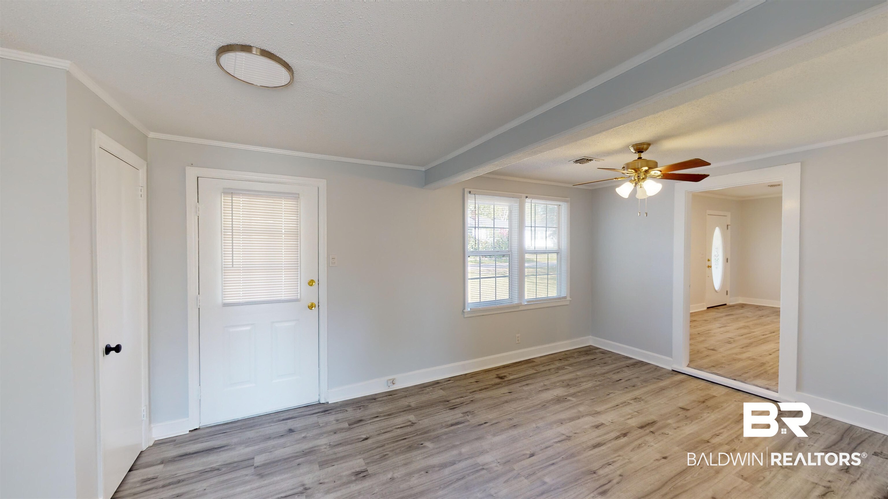5209 Pineview Lane Mobile, AL 36608 - Photo 10 of 18 Gallery Image 10