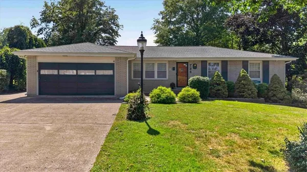 $450,000 | 734 North Allen Road, Independence, MO 64050