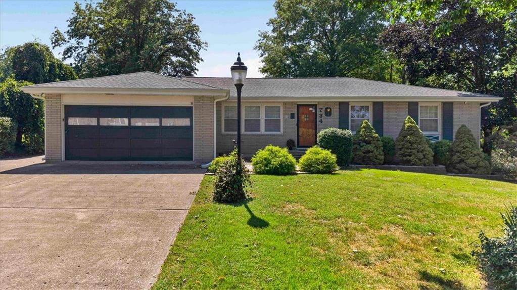 734 North Allen Road Independence, MO 64050 - Photo 1 of 77 Gallery Image 1