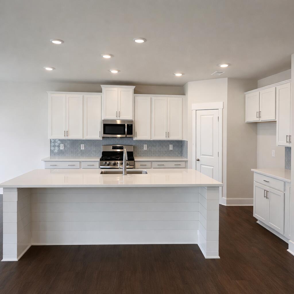 7560 Snow Line Lane, Unit 34 Ooltewah, TN 37363 - Photo 5 of 13 KITCHEN