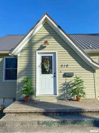 a view of a house with street