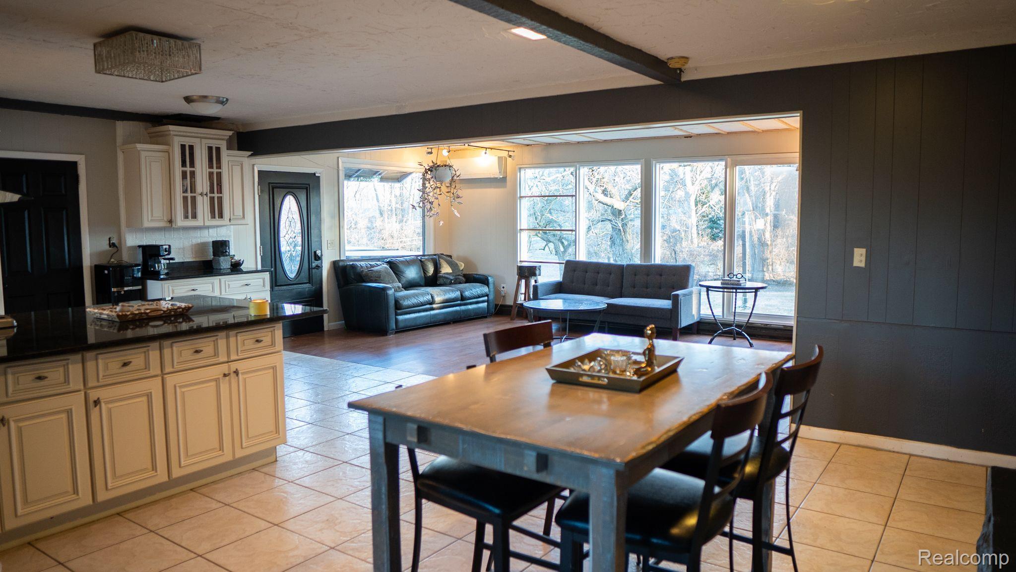 1473 Walton Blvd. Rochester, MI 48309 - Photo 11 of 29