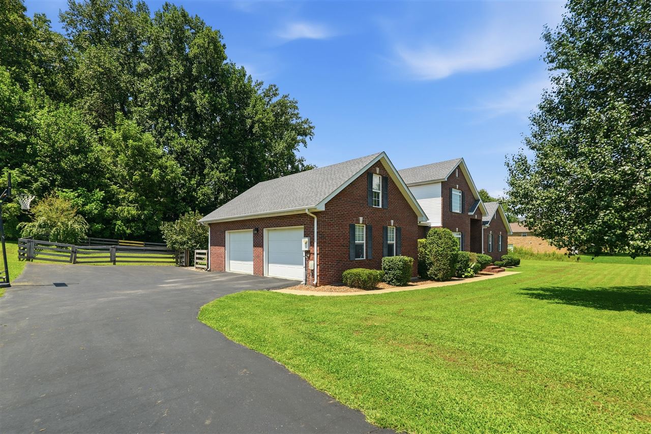 105 Oakwind Road Glasgow, KY 42141 - Photo 23 of 49 Gallery Image 23