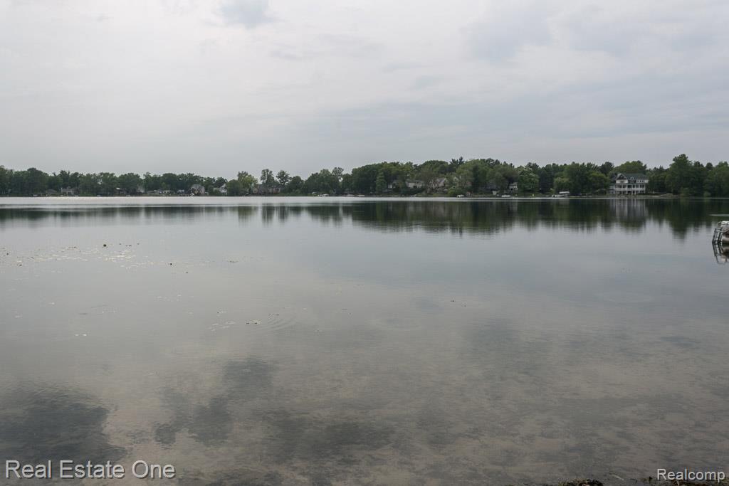 4510 Clifford Road Brighton, MI 48116 - Photo 25 of 27 4510CliffordRd-25.jpg
