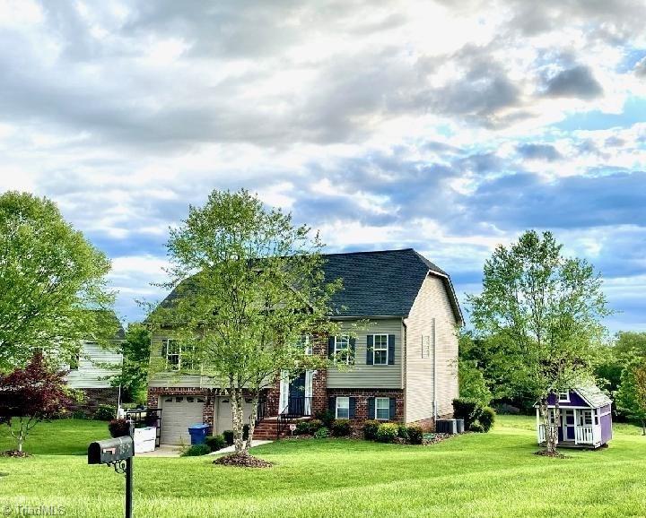 156 Mollie Road Harmony, NC 28634 - Photo 1 of 22 Gallery Image 1