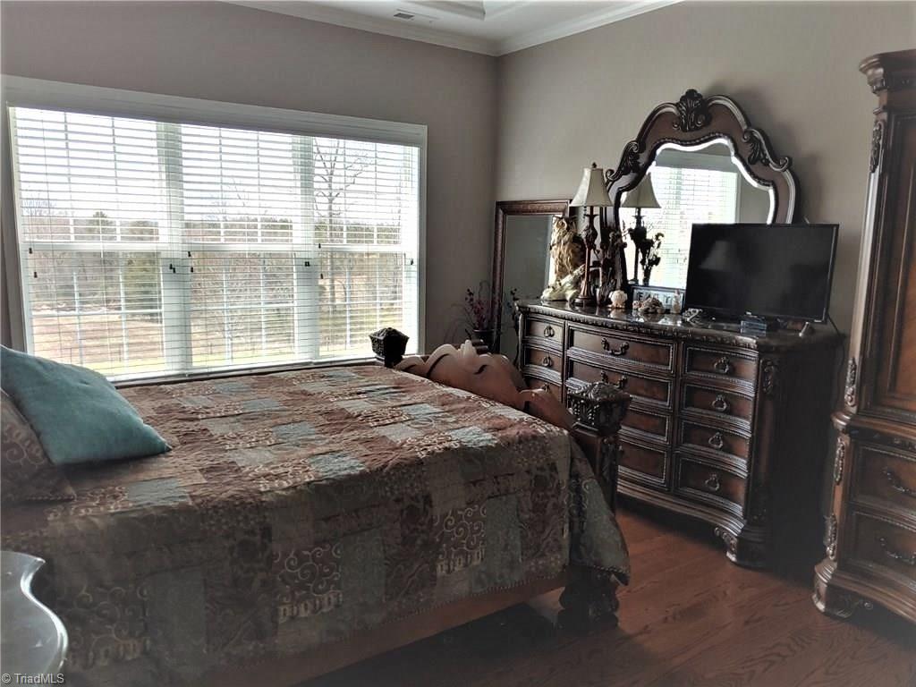 156 Mollie Road Harmony, NC 28634 - Photo 9 of 22 Gallery Image 9