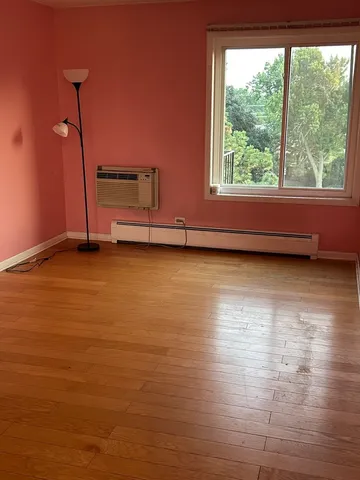 $229,900 | 16 East Old Willow Road, Unit 405S, Prospect Heights, IL 60070