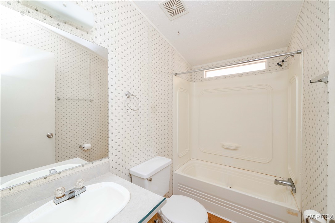 3662 Gila Road Golden Valley, AZ 86413 - Photo 25 of 46 Bathroom