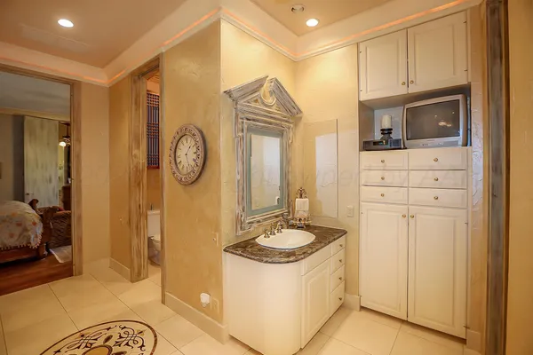 $1,690,000 | 1 Woodstone Street, Amarillo, TX 79106