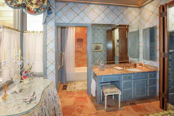 $1,690,000 | 1 Woodstone Street, Amarillo, TX 79106