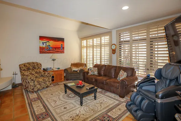 $1,690,000 | 1 Woodstone Street, Amarillo, TX 79106