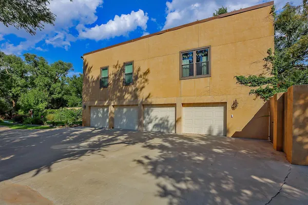 $1,690,000 | 1 Woodstone Street, Amarillo, TX 79106