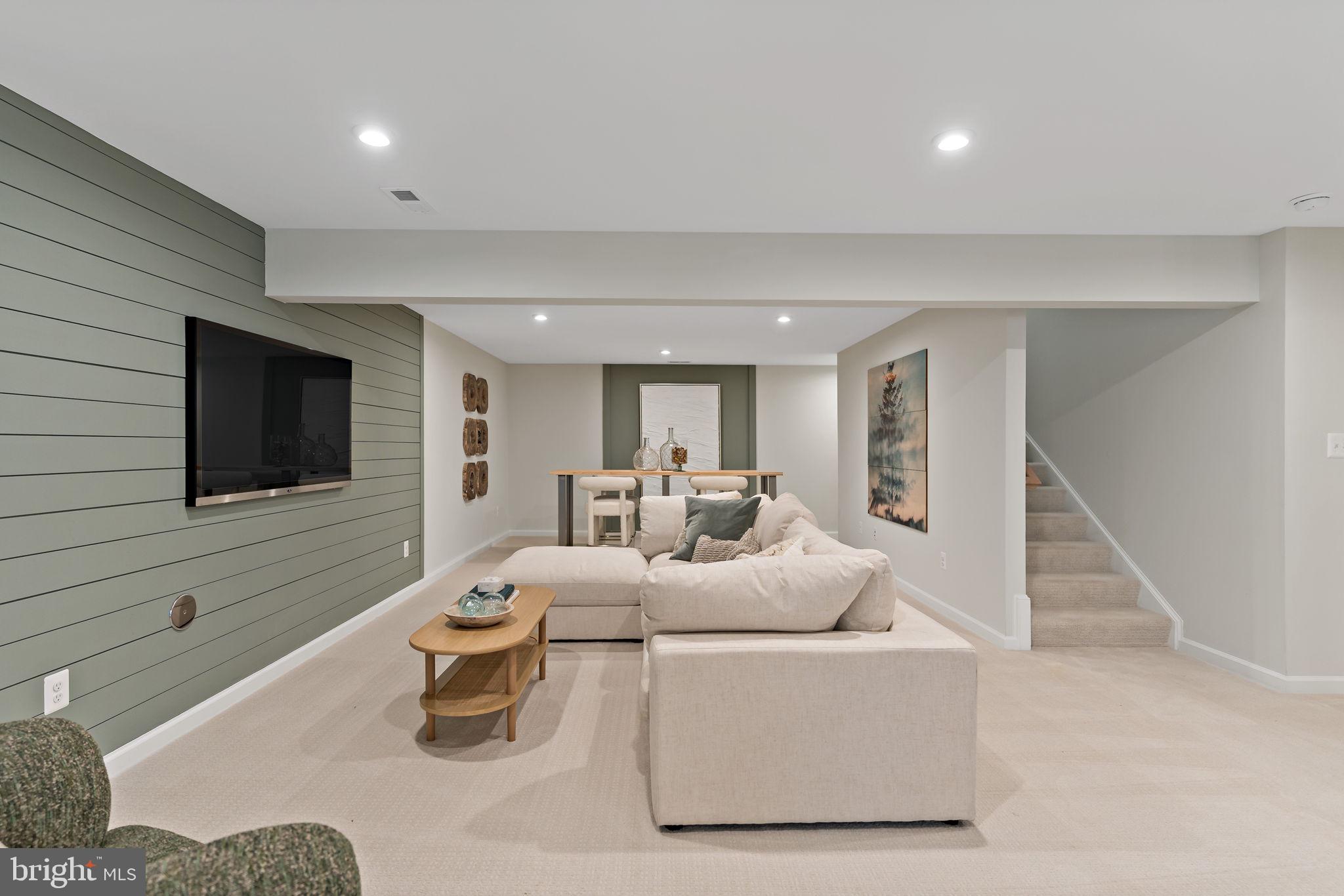 541 Benjamin Road Hanover, PA 17331 - Photo 37 of 50 a living room with furniture and a flat screen tv