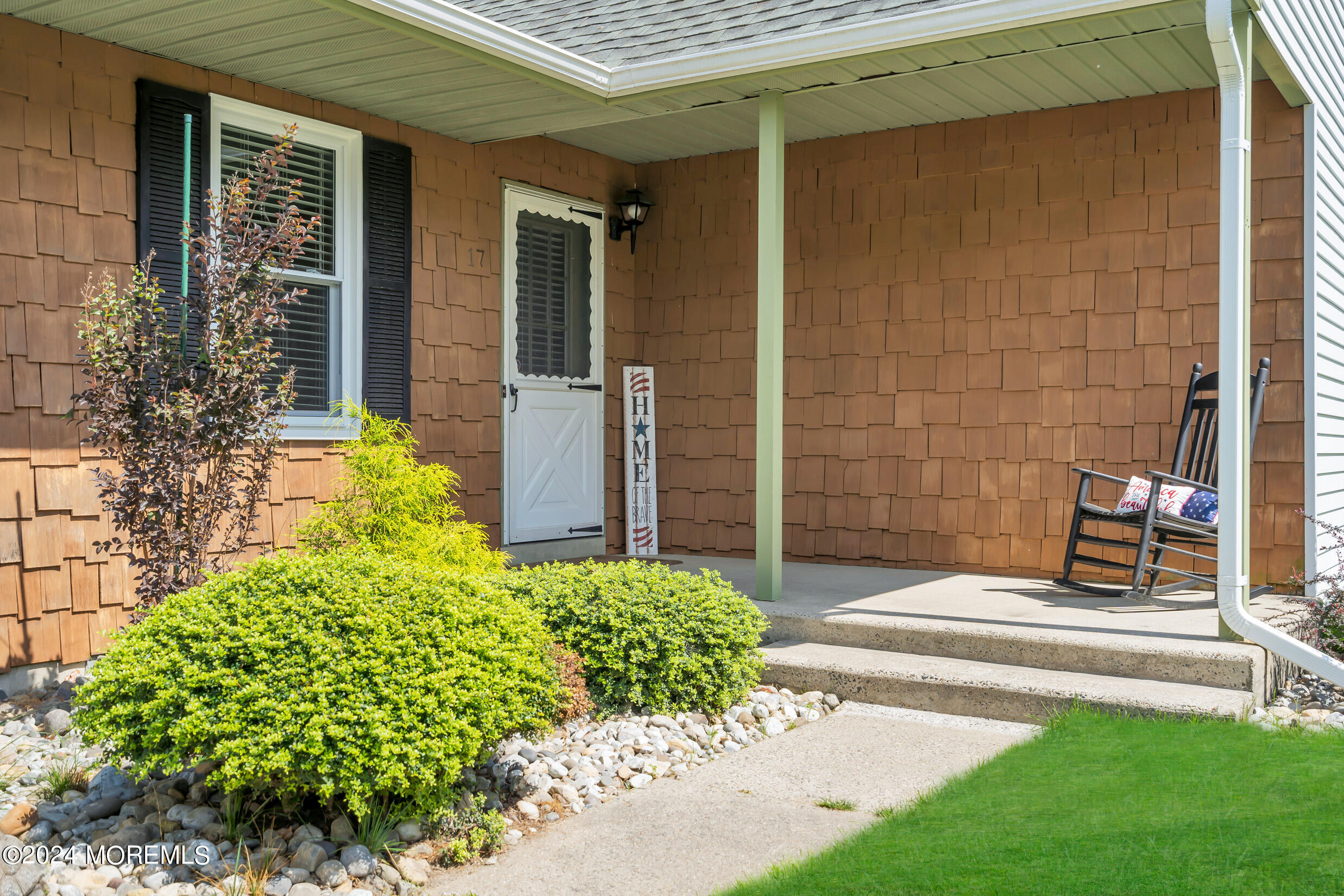 17 Amherst Road, Unit 64 Whiting, NJ 08759 - Photo 4 of 37 3 (1)