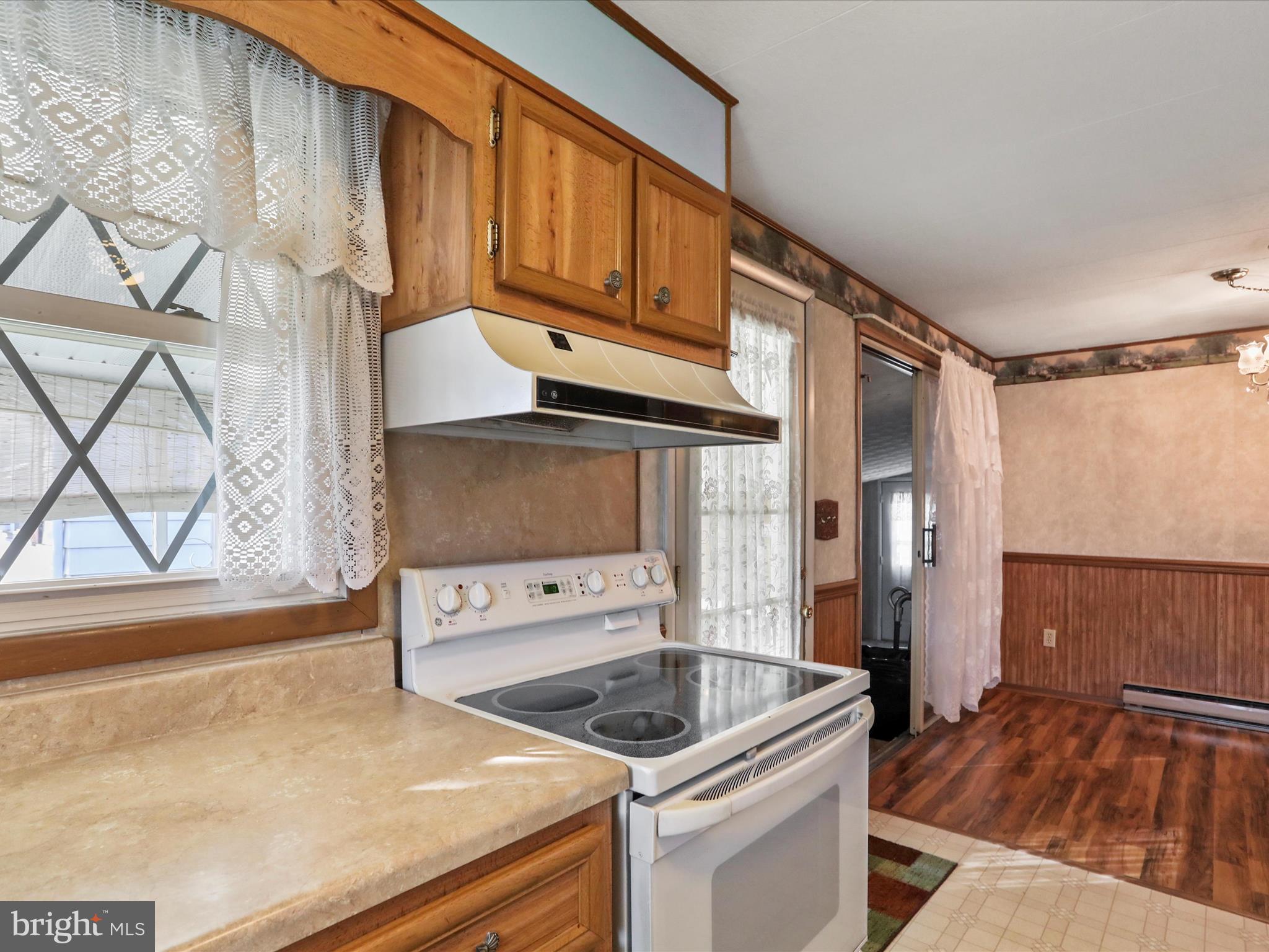 935 Linwood Road Hagerstown, MD 21740 - Photo 8 of 38 Gallery Image 8