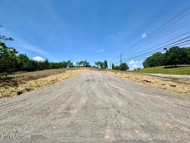 $255,900 | 610 Amanda Lane, Kodak, TN 37764