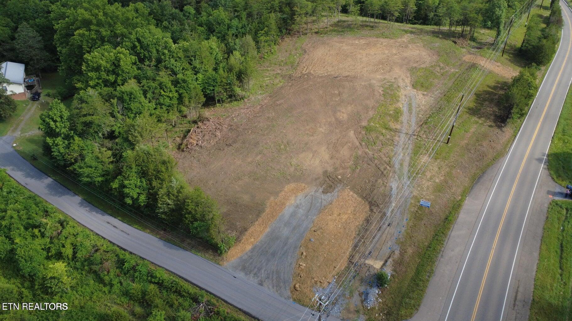 610 Amanda Lane Kodak, TN 37764 - Photo 3 of 36 Amanda Ln 3