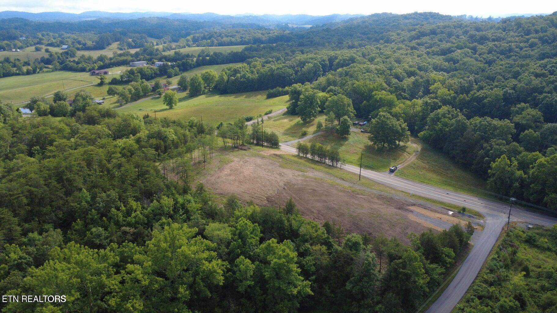 610 Amanda Lane Kodak, TN 37764 - Photo 9 of 36 Amanda Ln 9