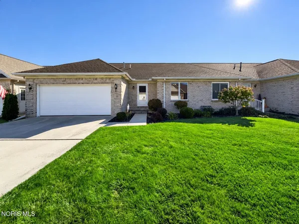 $255,900 | 59 Aynsley Landing, Bowling Green, OH 43402