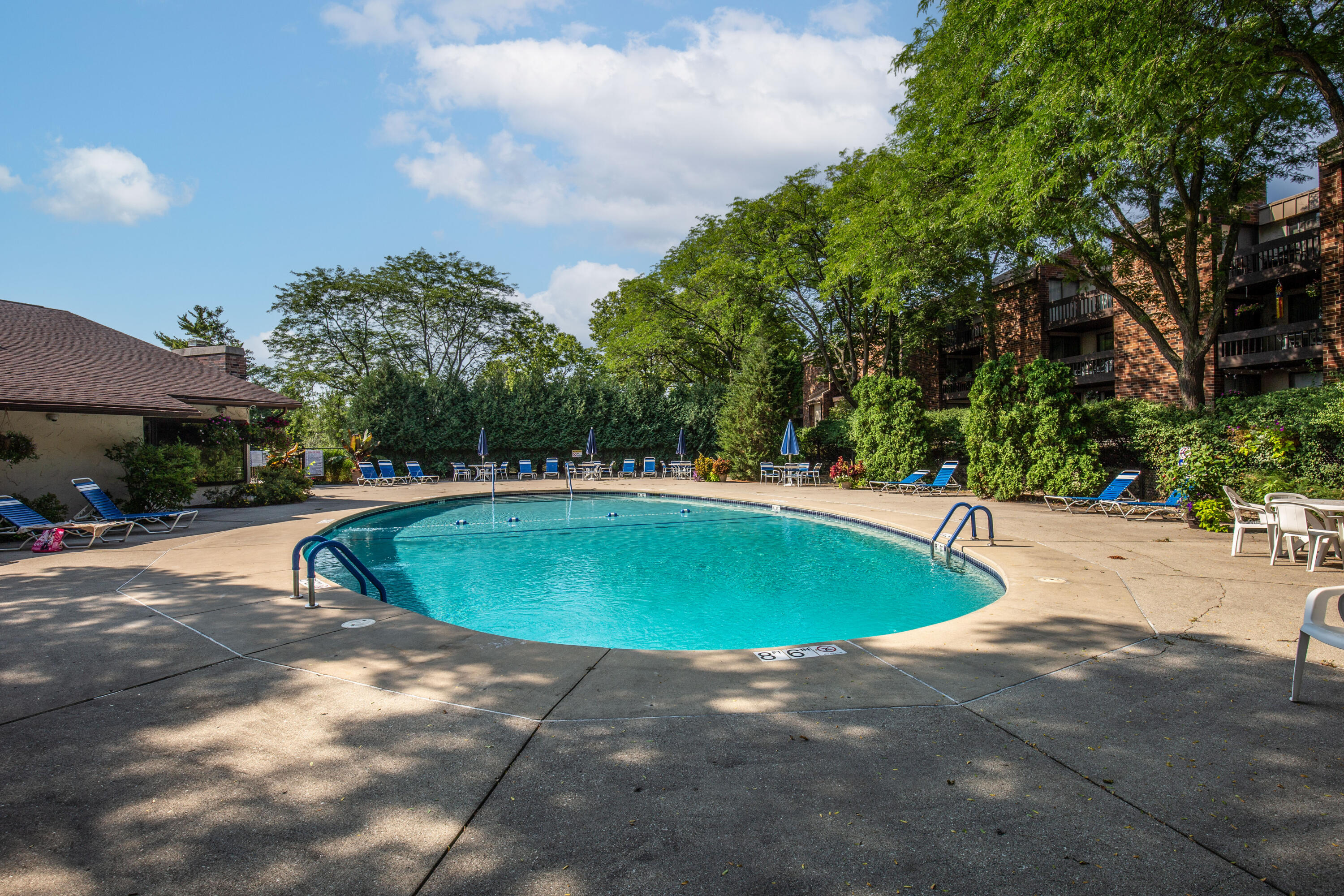 2350 Good Hope Road, Unit 254 Glendale, WI 53209 - Photo 15 of 22 Pool!
