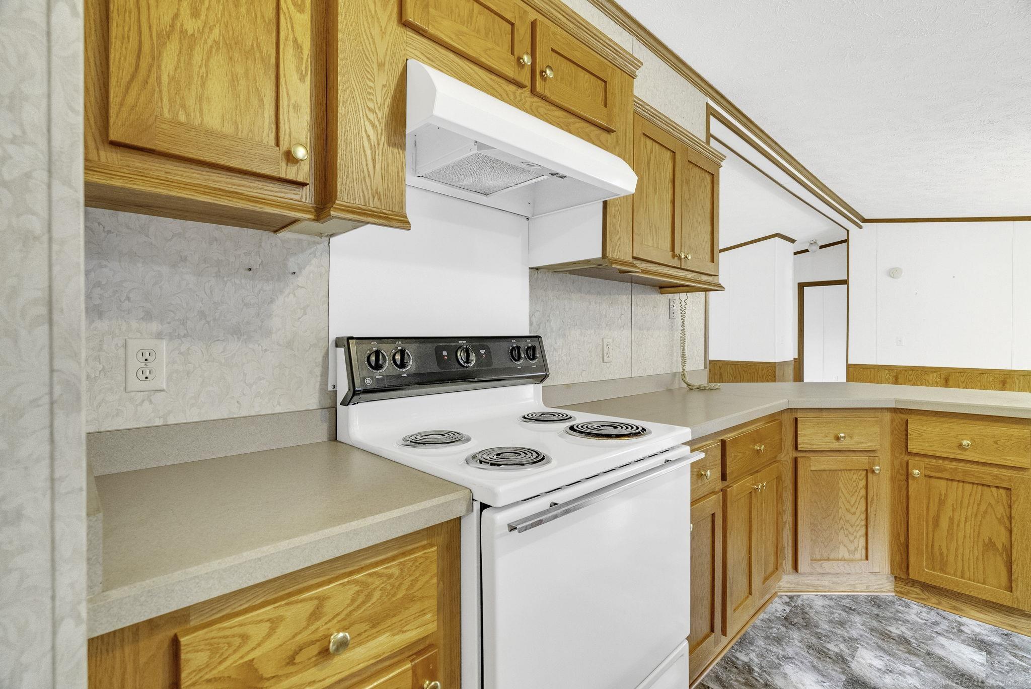 2430 East Marlette Road Applegate, MI 48401 - Photo 25 of 60 50162074-d35405b7-2c42-4df9-86f3-ba6b889c6413.JPG