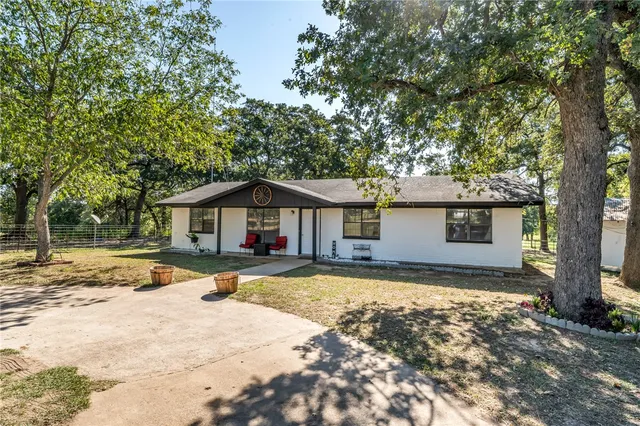 $250,000 | 9623 County Road 347, Caldwell, TX 77836