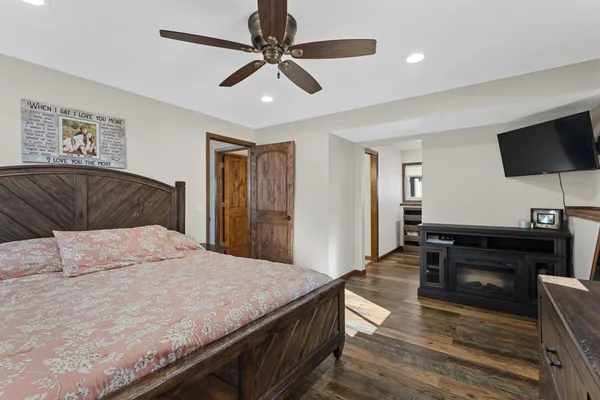 $500,000 | 5980 North Lilly Lane, Milton, WI 53563