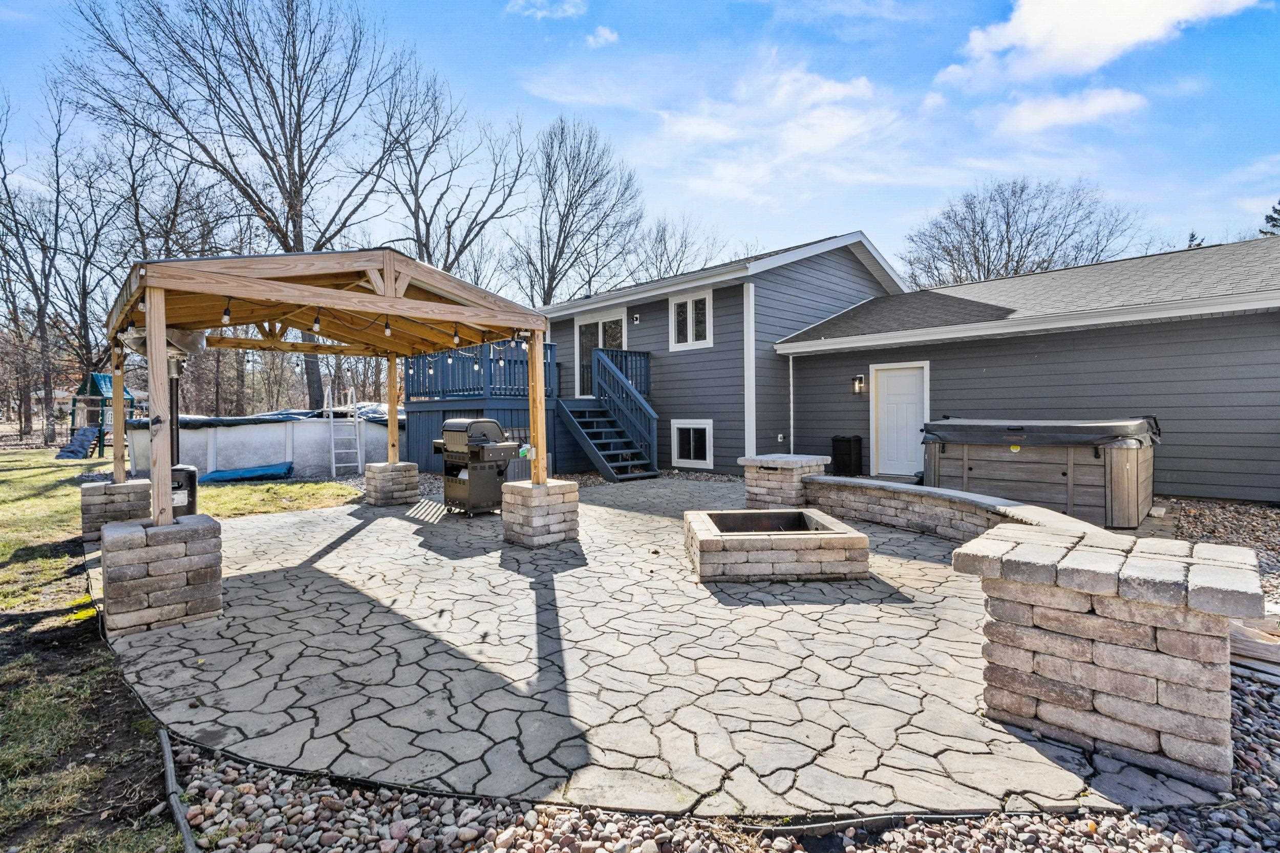 5980 North Lilly Lane Milton, WI 53563 - Photo 4 of 59