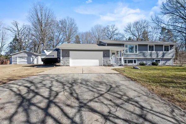 $500,000 | 5980 North Lilly Lane, Milton, WI 53563