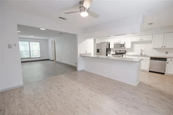 $1,875 | 3636 Dexter Avenue, Unit 3638, Fort Worth, TX 76107