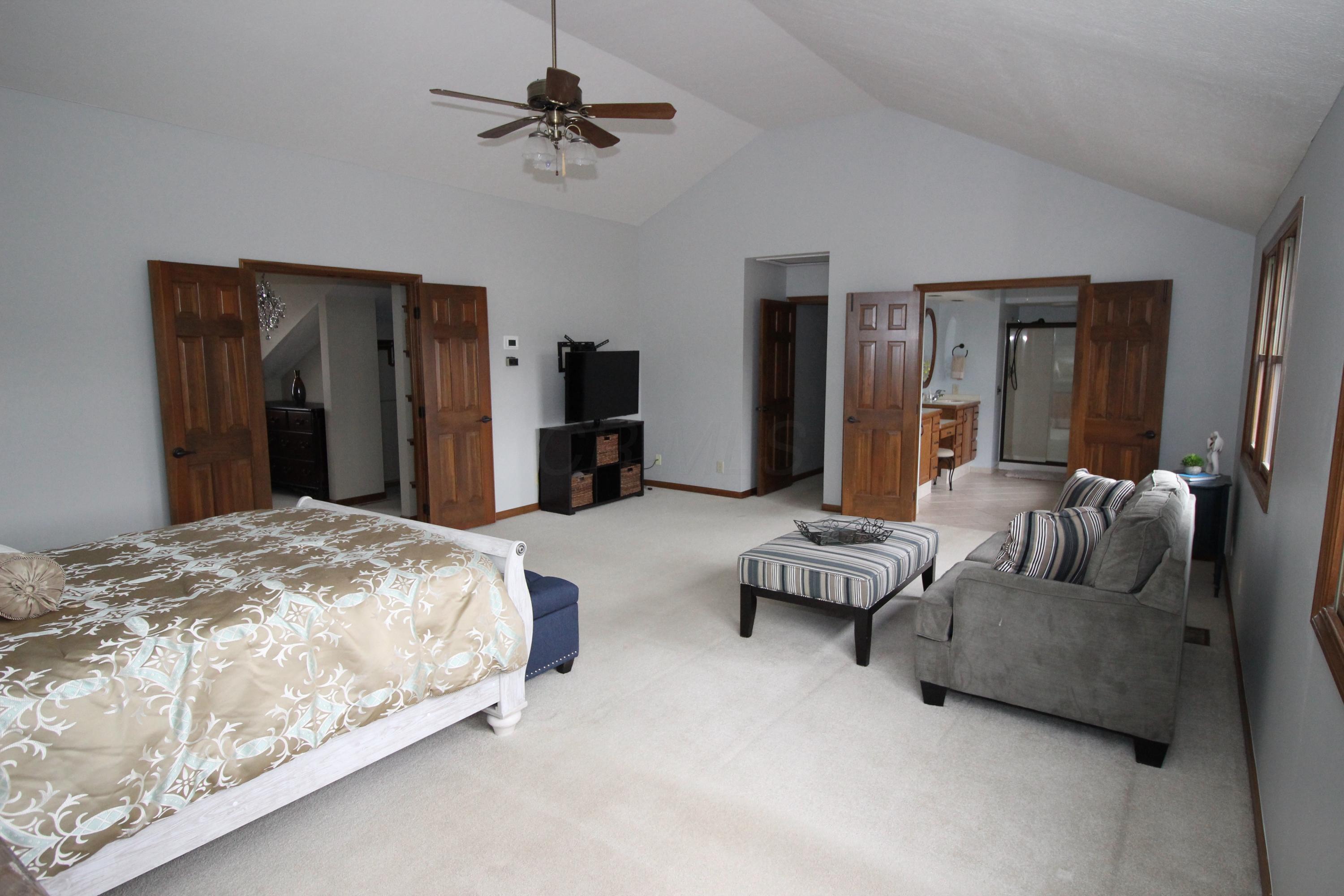 907 Riva Ridge Boulevard Columbus, OH 43230 - Photo 18 of 24 Gallery Image 18