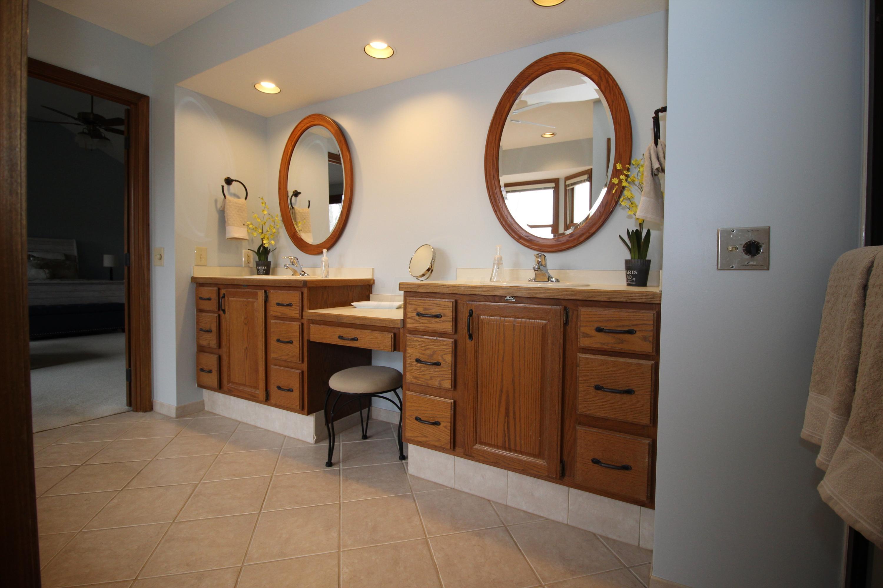907 Riva Ridge Boulevard Columbus, OH 43230 - Photo 20 of 24 Gallery Image 20