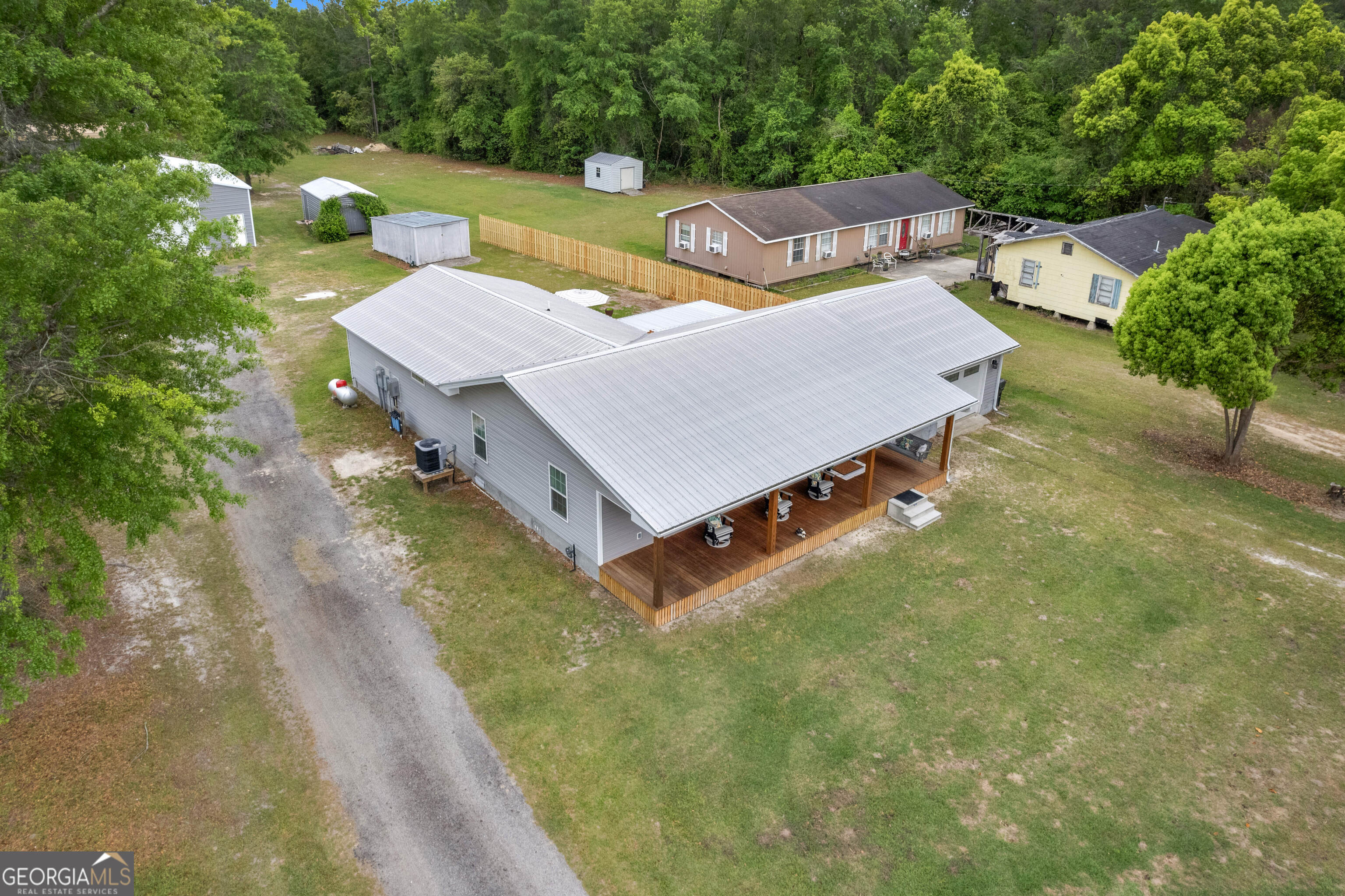897 Empire Road Jesup, GA 31545 - Photo 2 of 40 Gallery Image 2