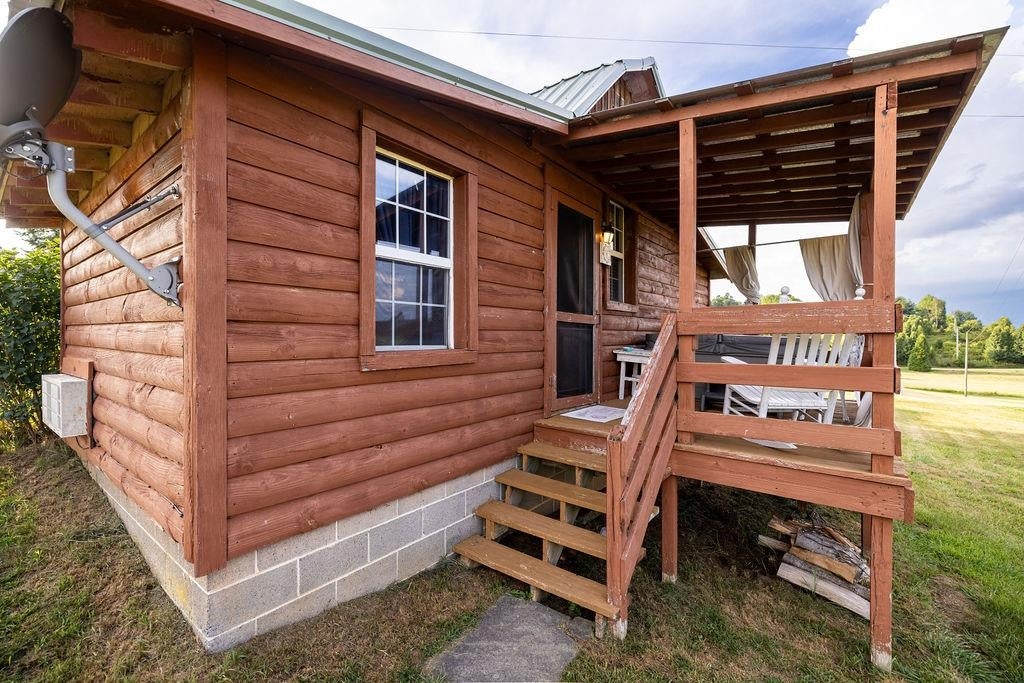 579 Volunteer Road Fancy Gap, VA 24328 - Photo 31 of 60 Gallery Image 31