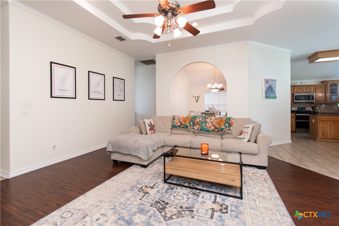 103 Corral Court Harker Heights, TX 76548 - Photo 5 of 27 a living room with furniture and a wooden floor