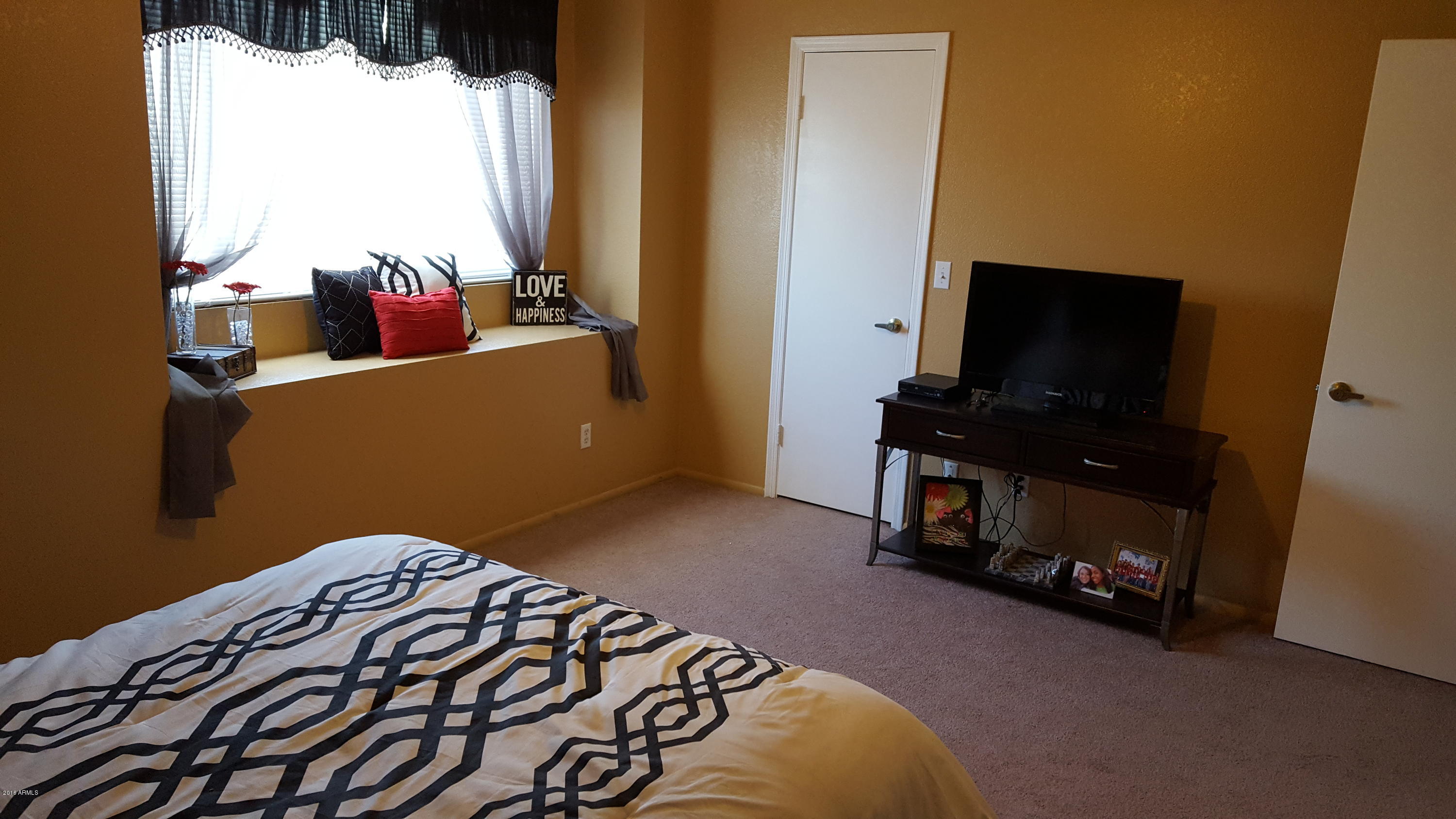 4734 East Piedmont Road Phoenix, AZ 85044 - Photo 33 of 44 20160530_095722