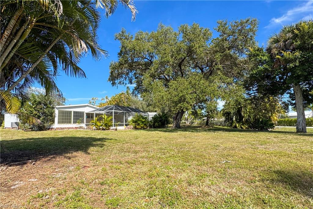 296 Riverwood Road Naples, FL 34114 - Photo 12 of 17