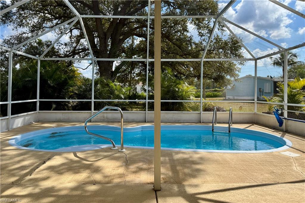 296 Riverwood Road Naples, FL 34114 - Photo 3 of 17