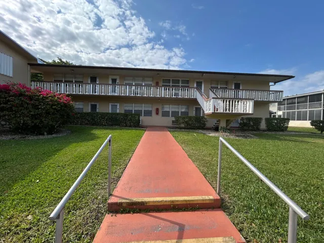 $1,295 | 243 Canterbury K, West Palm Beach, FL 33417