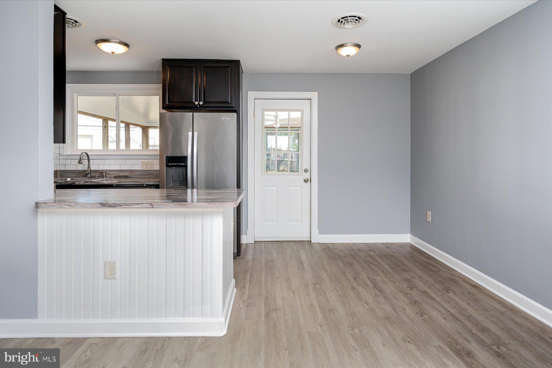 920 Edgerly Road Glen Burnie, MD 21060 - Photo 4 of 23