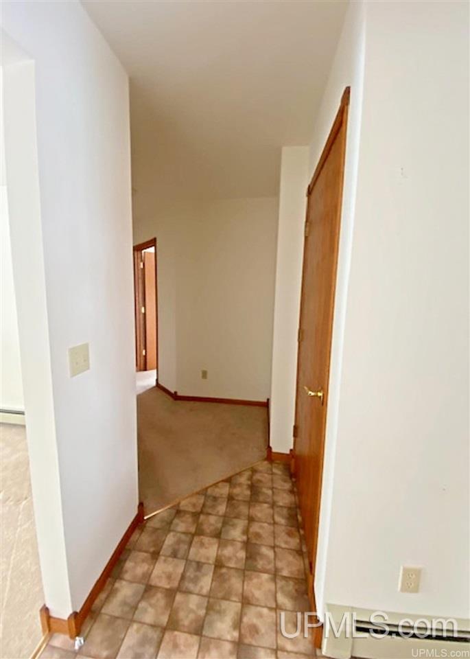 7738 Tipperary Road Gladstone, MI 49837 - Photo 9 of 46 Gallery Image 9