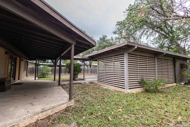a view of a car garage