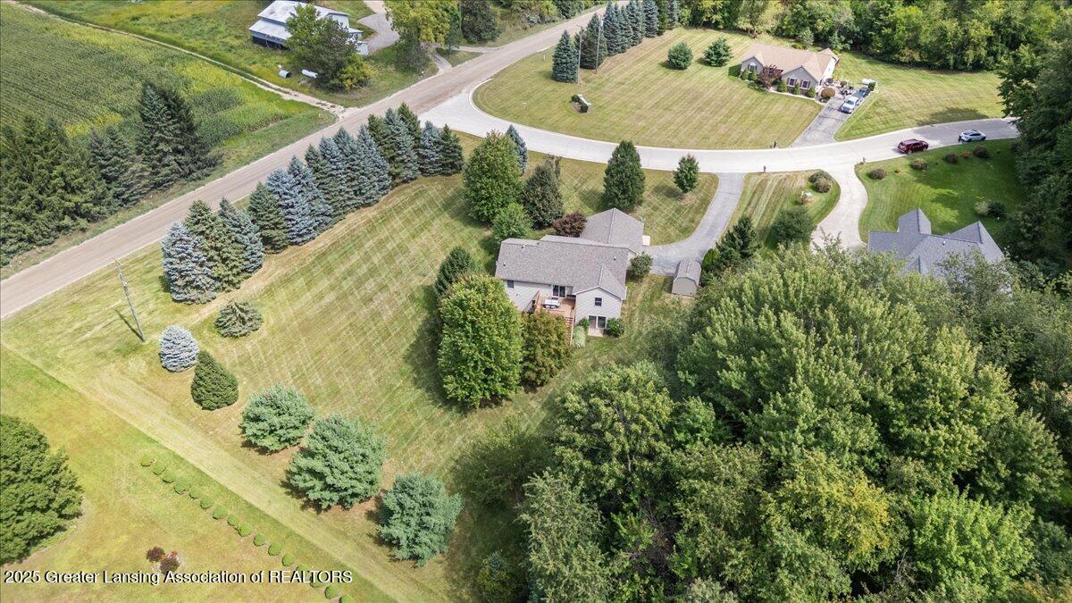 11985 Secluded Ridge Drive Byron, MI 48418 - Photo 38 of 39 35-Media Jett - 05