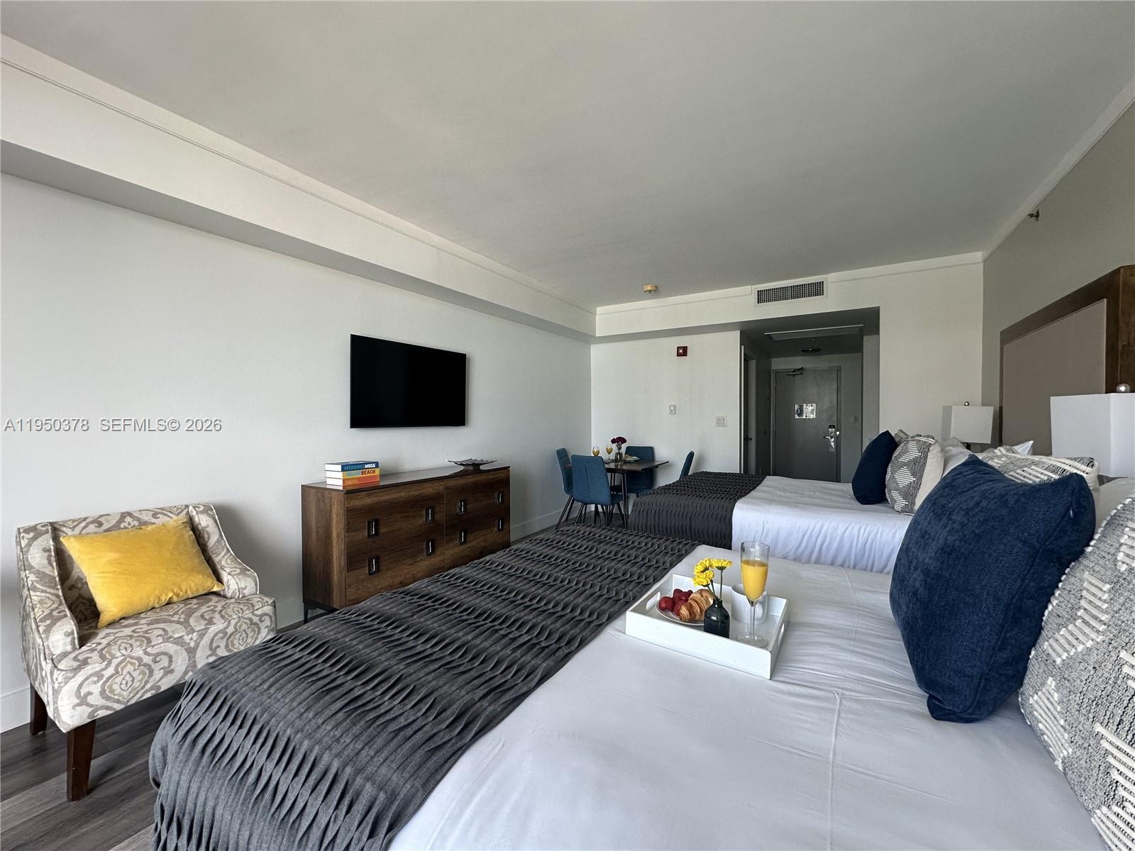 2889 McFarlane Road, Unit 1409 Miami, FL 33133 - Photo 10 of 15