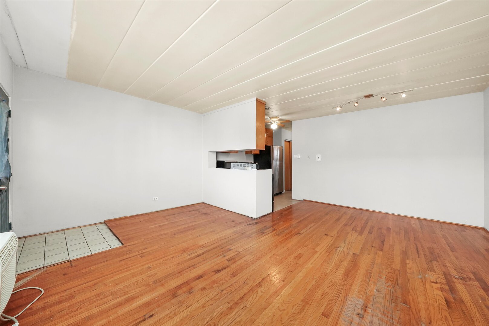 2716 Ridgeland Avenue, Unit 7 Berwyn, IL 60402 - Photo 7 of 19