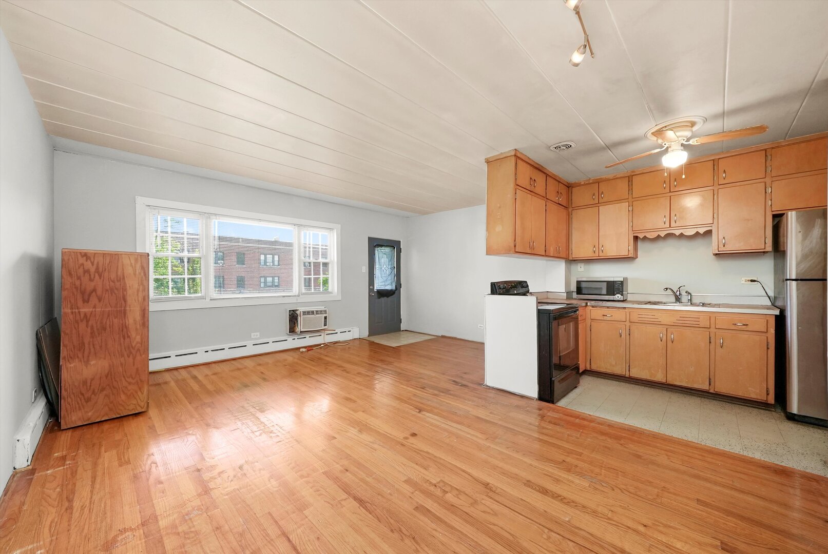 2716 Ridgeland Avenue, Unit 7 Berwyn, IL 60402 - Photo 8 of 19